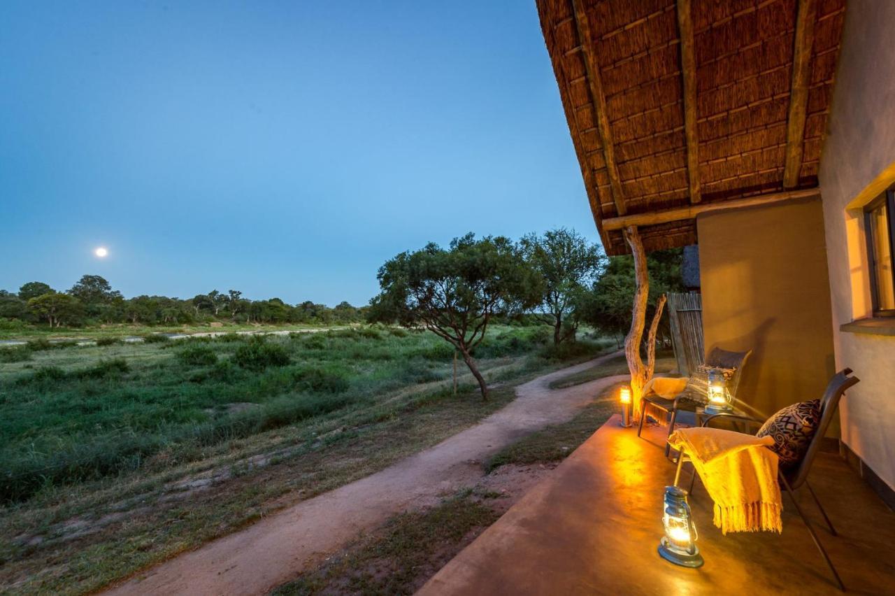 Umkumbe Safari Lodge Riverside Skukuza Exterior foto
